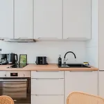Central Iconic Berlin Characters Apartment
