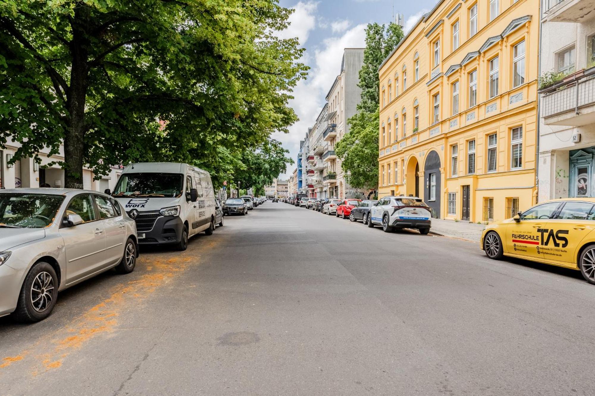 Iconic Characters Apartment Berlin